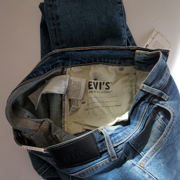 Levi's Sliver high shinny 100% Original's - Picture 5 of 5